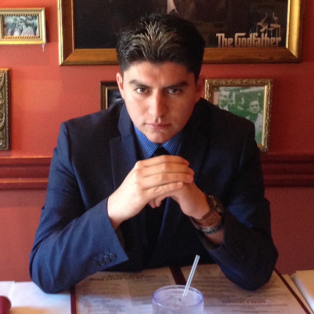 Meet your Posher, Theo